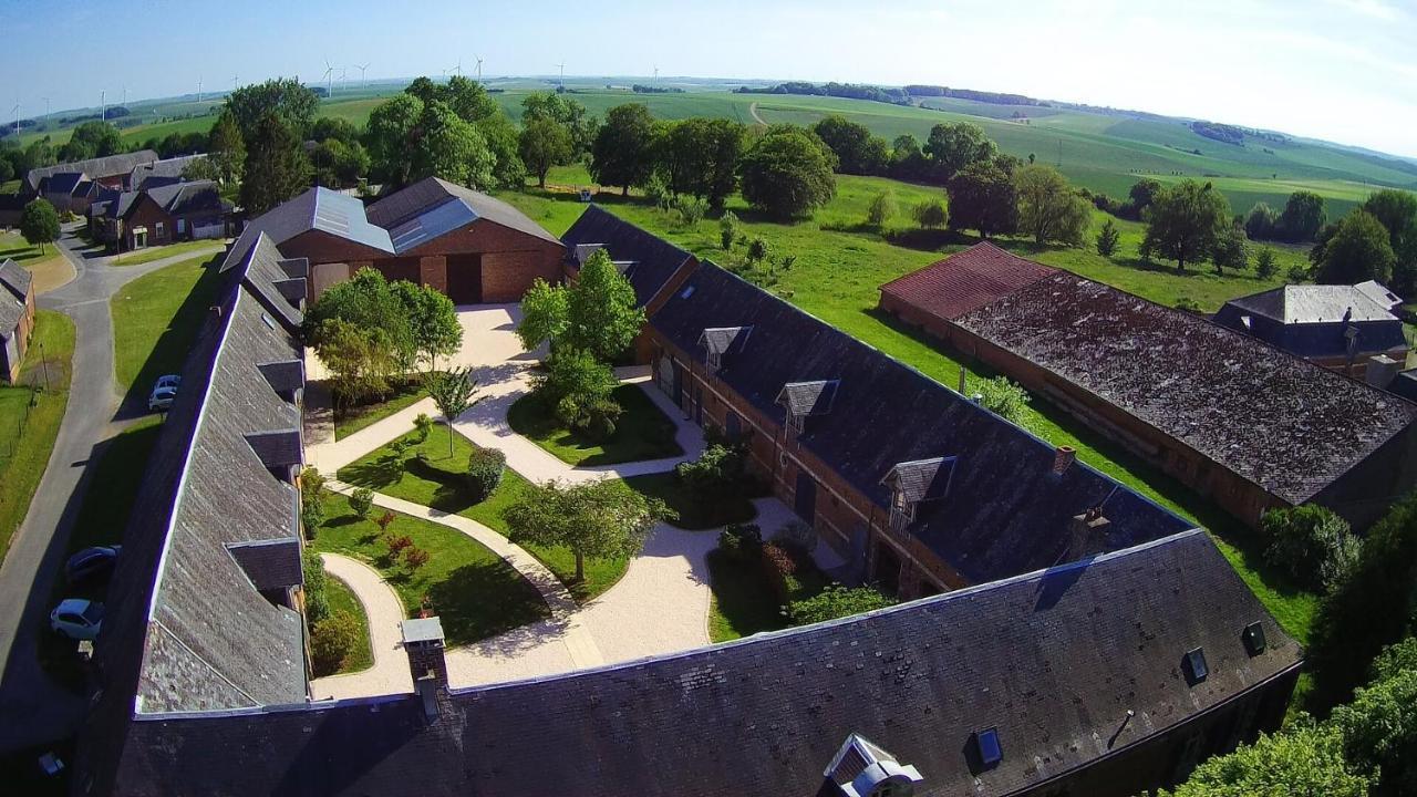 Domaine Des Lumieres Hotel Aisonville-et-Bernoville Bagian luar foto